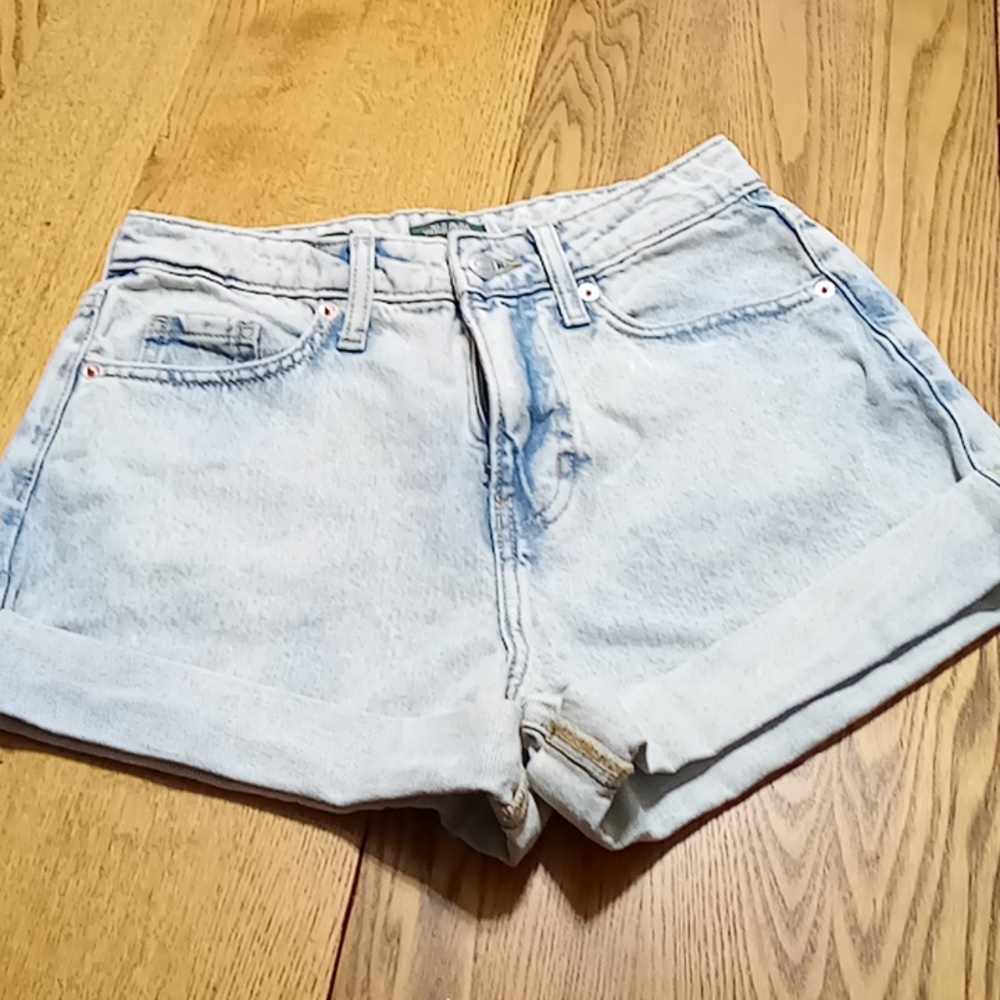 WILD FABLE Jeans Shorts Womens 2 / 26 LIGHT BLUE Highest Rise Mom